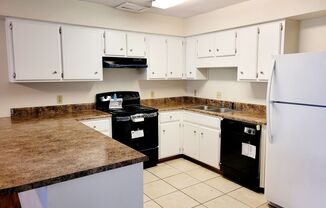 2 beds, 1.5 baths, $1,295