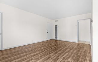 1 bed, 1 bath, 638 sqft, $1,695, Unit 21