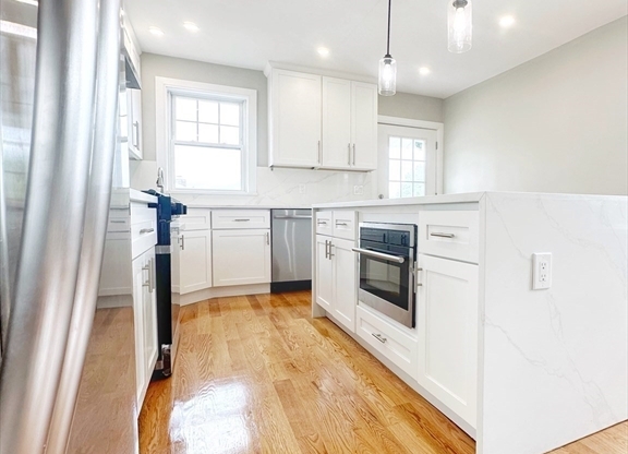 338 SEA ST