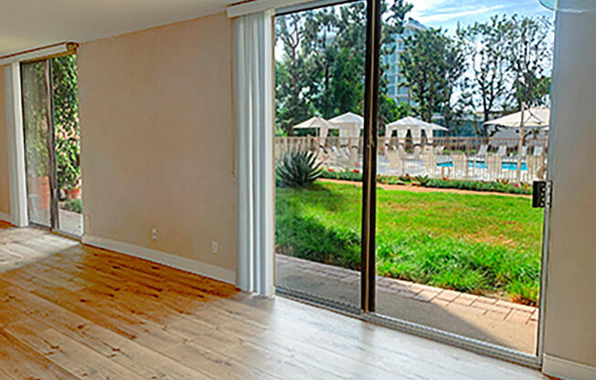 1 bed, 1.8 baths, 885 sqft, $3,795, Unit 211