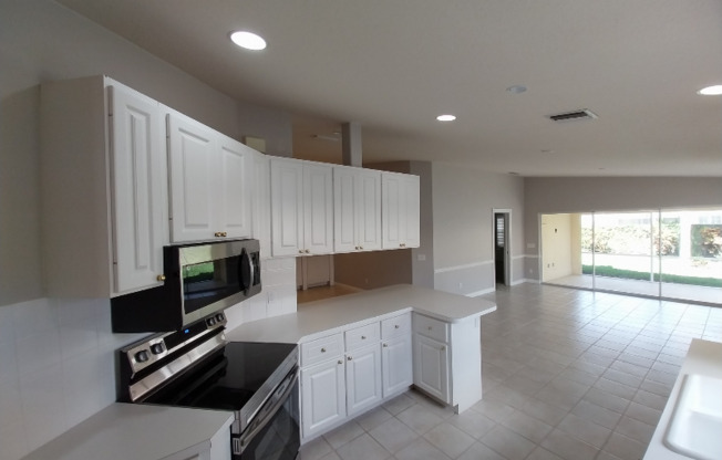 5674 ELEUTHERA WAY