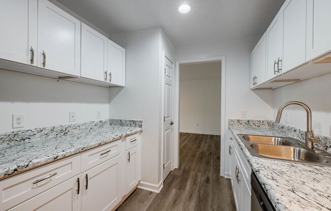 3 beds, 2 baths, 1,200 sqft, $1,995, Unit 2290-03
