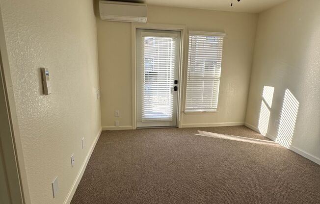 1 bed, 1 bath, 517 sqft, $1,695, Unit 69