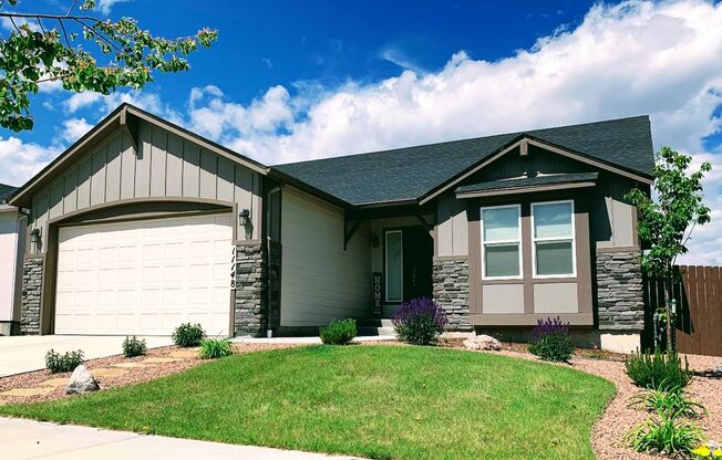 Immaculate 4 Bed 4 Bath Home in School District 20!!!