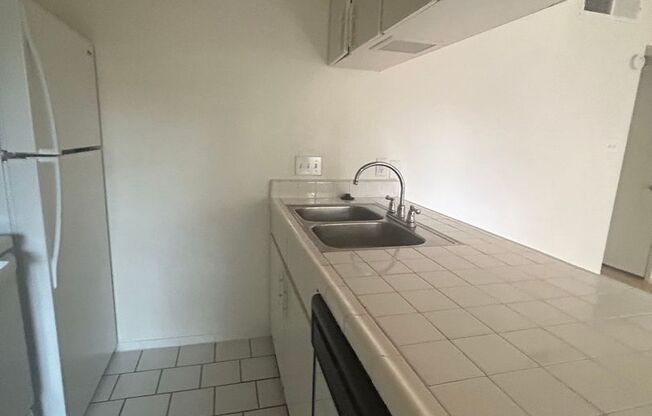 1 bed, 1 bath, 650 sqft, $1,289, Unit SUX-105