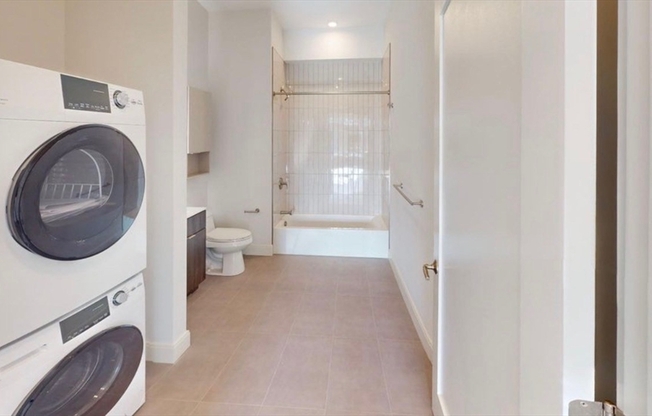 1 bed, 1 bath, 689 sqft, $2,675, Unit 204
