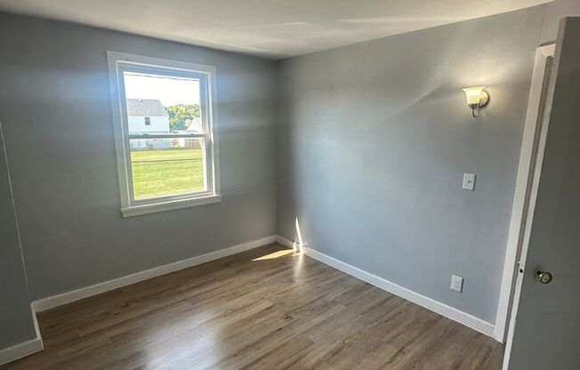 2 beds, 1 bath, $1,150