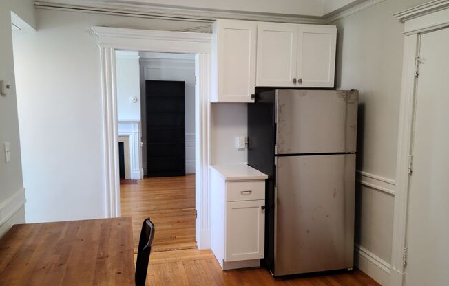 2 beds, 1 bath, $3,900, Unit #74