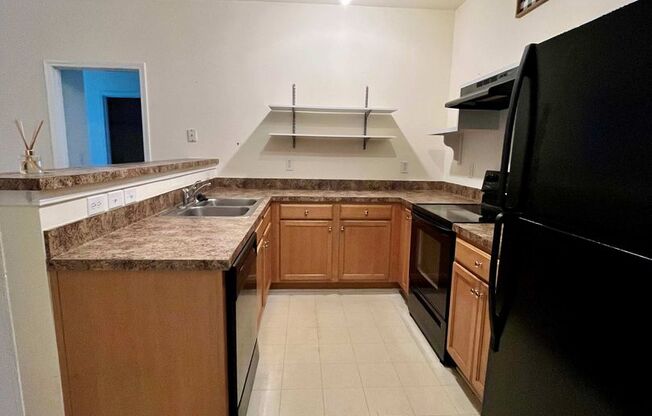 2 beds, 2 baths, $1,500