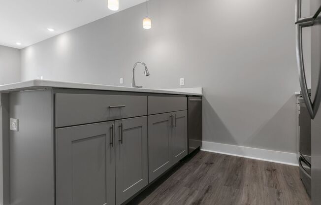 1 bed, 1 bath, 750 sqft, $1,600, Unit 201