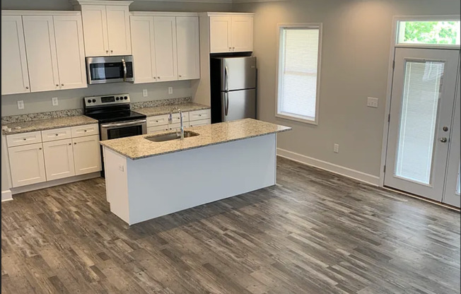 PRE-LEASING FOR AUGUST 2025!