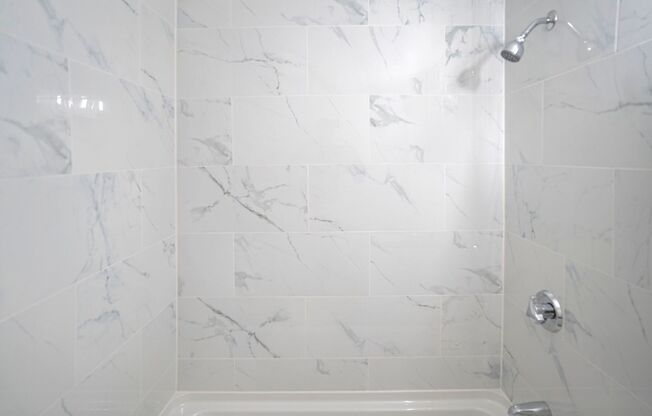 2 beds, 1 bath, 1,050 sqft, $2,700, Unit 22-1