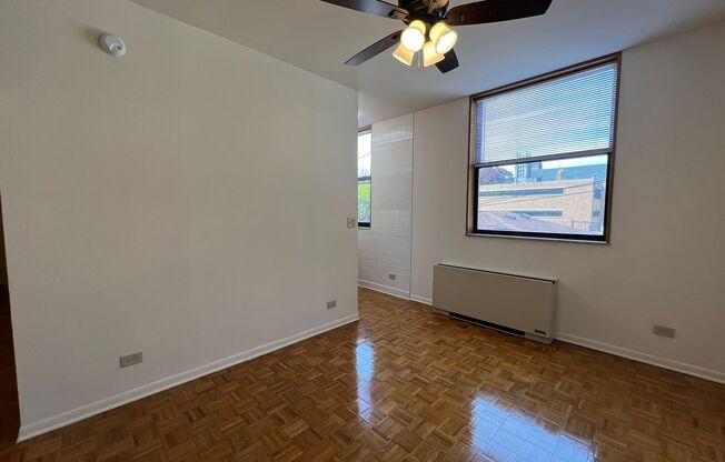 Studio, 1 bath, 375 sqft, $1,495, Unit 620-111