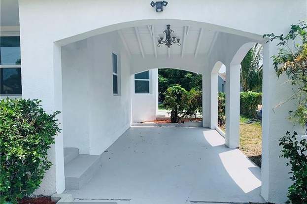 2604 FLETCHER CT