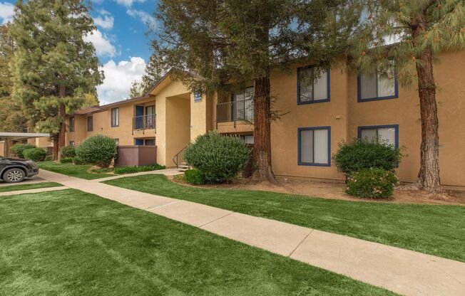 2 beds, 1 bath, 945 sqft, $1,625, Unit 73264