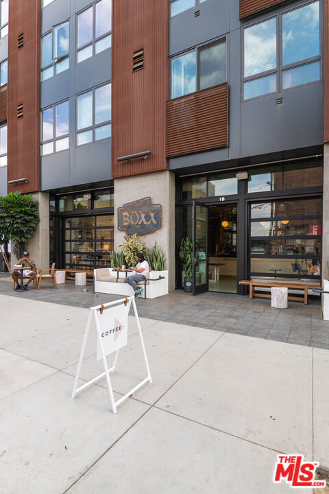 3 beds, 3 baths, 2,330 sqft, $8,500, Unit 106