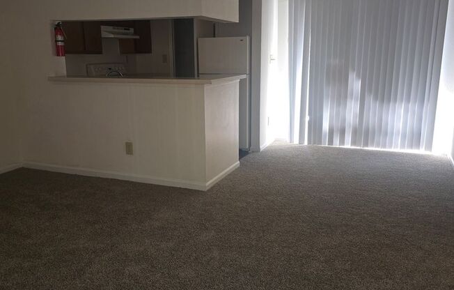 1 bed, 1 bath, 709 sqft, $950, Unit PG 1104