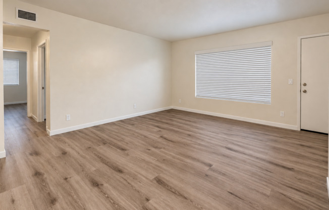 1 bed, 1 bath, 600 sqft, $1,700, Unit 24