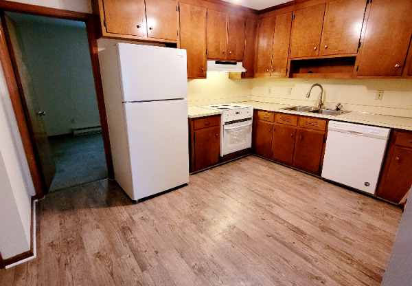 1252 GATEWOOD RD