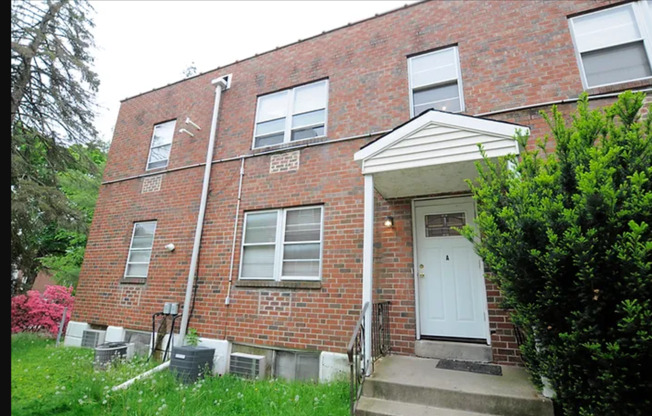 Carrie Court Apartments