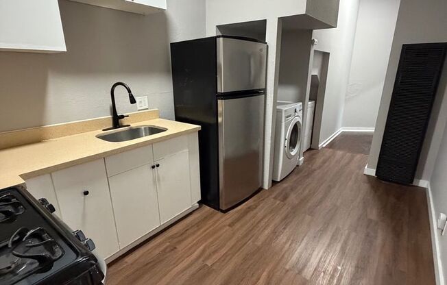 3 Bedroom, 2 Bath Unit