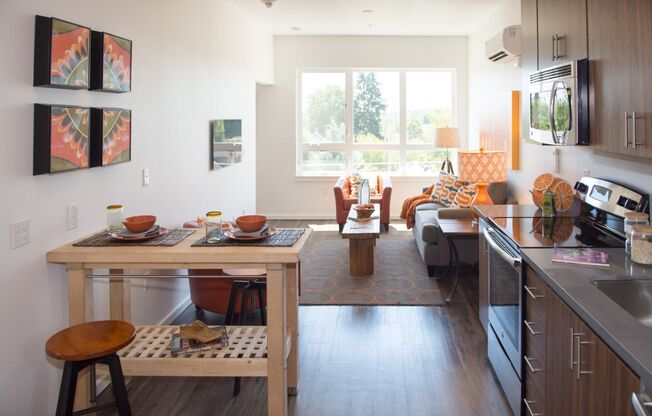 1 bed, 1 bath, 580 sqft, $1,550, Unit 315