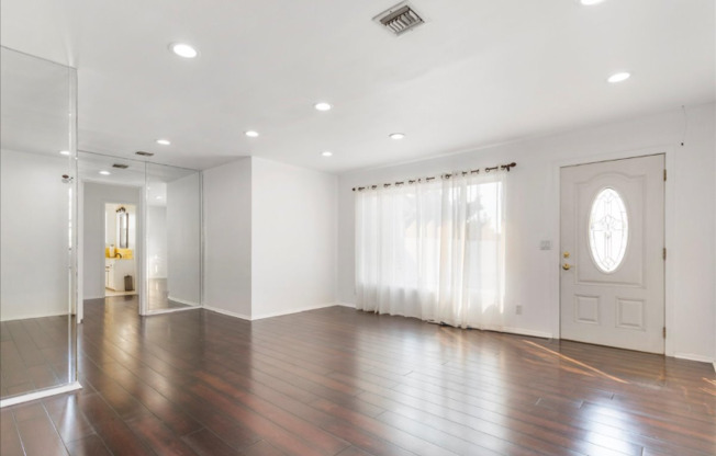 520 MAGNOLIA AVE
