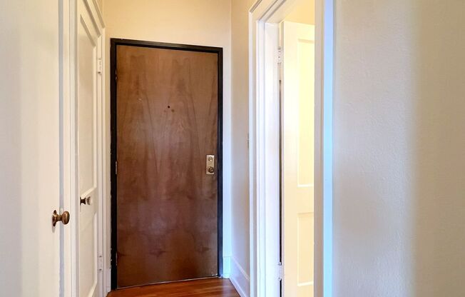 Studio, 1 bath, 525 sqft, $1,245, Unit 117