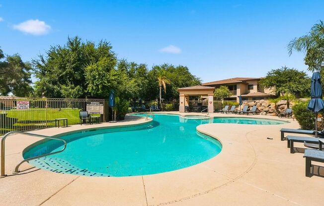 2 beds, 2 baths, $1,595