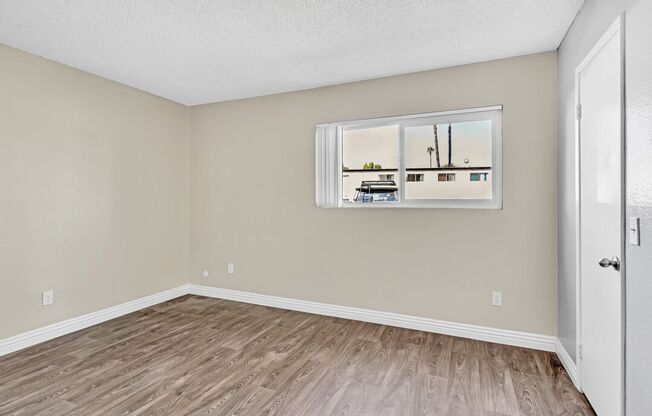 1 bed, 1 bath, 450 sqft, $1,842, Unit Unit 014