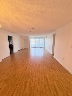 2 beds, 2 baths, 1,206 sqft, $2,800, Unit 223