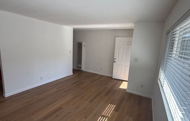 Willard Ave - 301