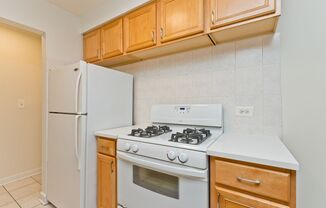 1 bed, 1 bath, $1,595, Unit 213