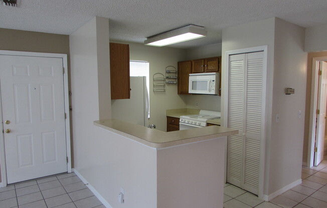 2 beds, 2 baths, $1,549