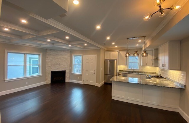 14 TRULL ST