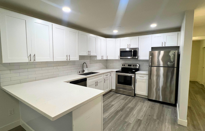 1 bed, 1 bath, 908 sqft, $2,450, Unit 307