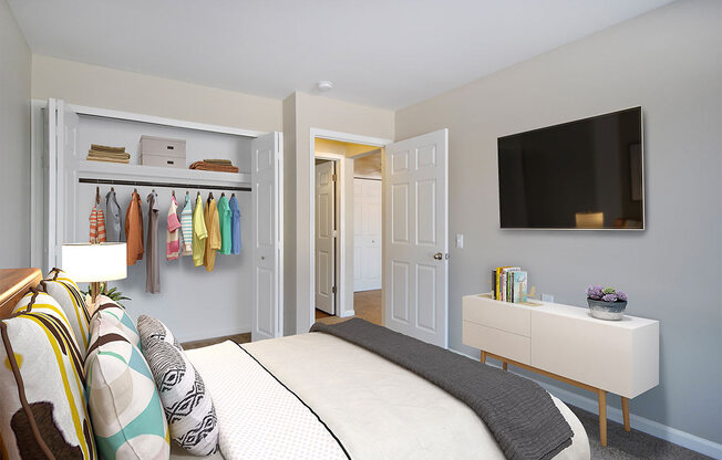 Carlyle Place Apartments Bedroom