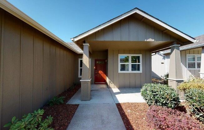 1372 SE Newgate Drive - Located in the Autumn Meadows community of College Place