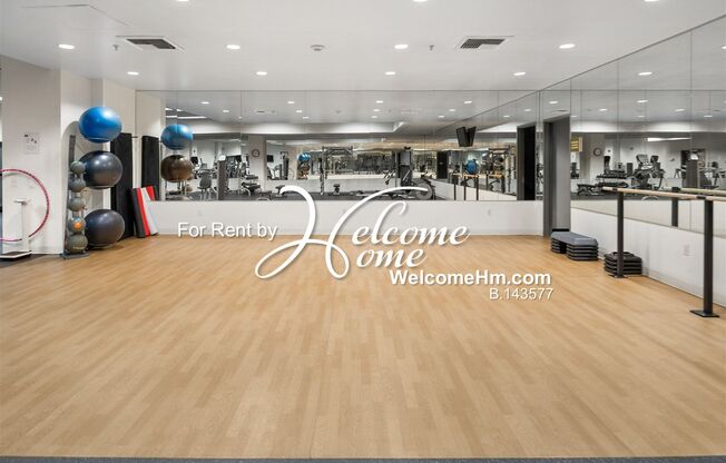 2 beds, 3 baths, $3,200, Unit Unit 104