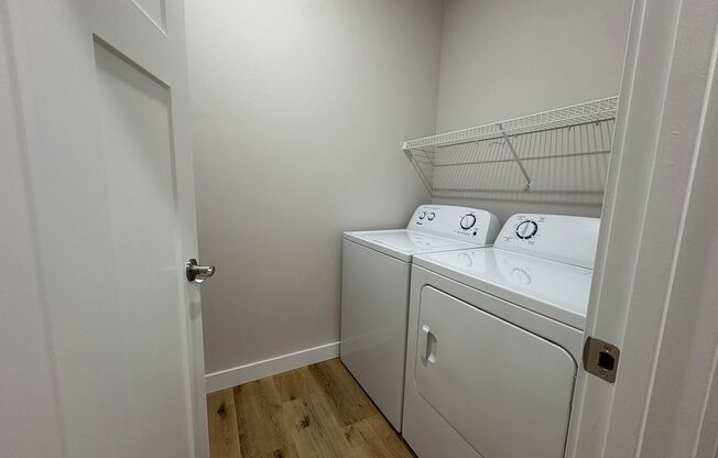 1 bed, 1 bath, 885 sqft, $1,645, Unit 5117-103