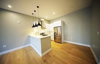 1 bed, 1 bath, 665 sqft, $2,900, Unit 109