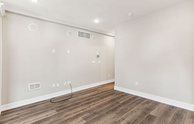 1 bed, 1 bath, $1,325, Unit Unit 1