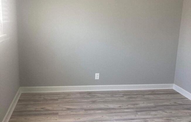 2 beds, 1 bath, 950 sqft, $1,395, Unit 11216 W 60th Terrace - Unit A