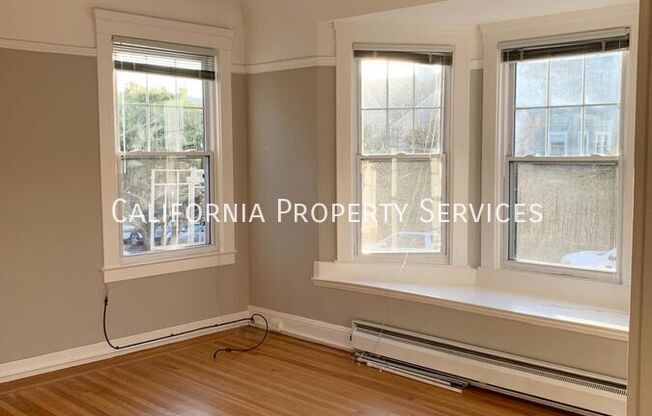290 ALHAMBRA ST