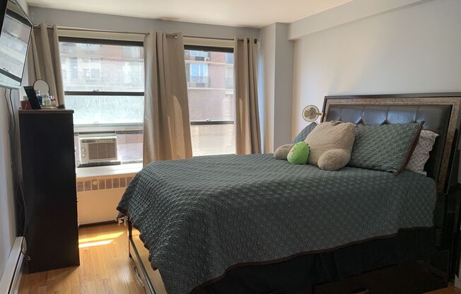 1 bed, 1 bath, 700 sqft, $1,775, Unit 418-0303