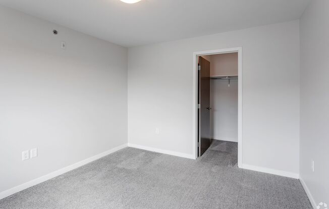 2 beds, 2 baths, 935 sqft, $1,225, Unit 3609-207