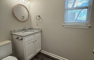 1 bed, 1 bath, 600 sqft, $850, Unit 4