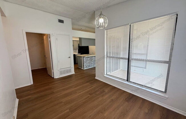 2 beds, 2 baths, 1,054 sqft, $1,345