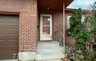 700 E TAYLOR ST
