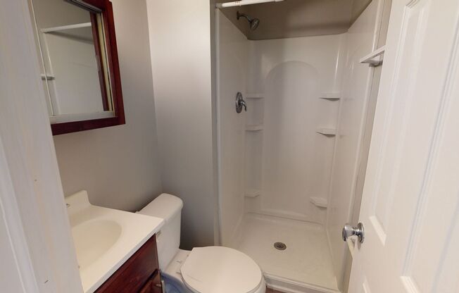 1 bed, 1 bath, $970, Unit 70 A1